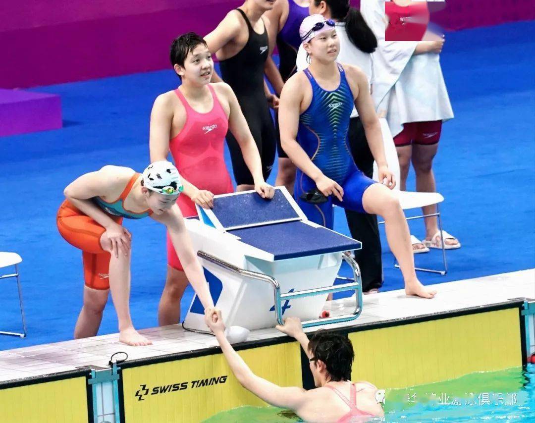 河北泰华锦业游泳队女子4x200米自由泳接力强势夺冠,斩获第四金!