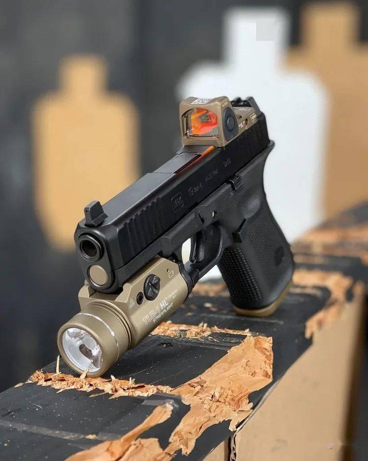 【格洛克美图】有这么一款手枪 简直可以说是百变无敌小金刚