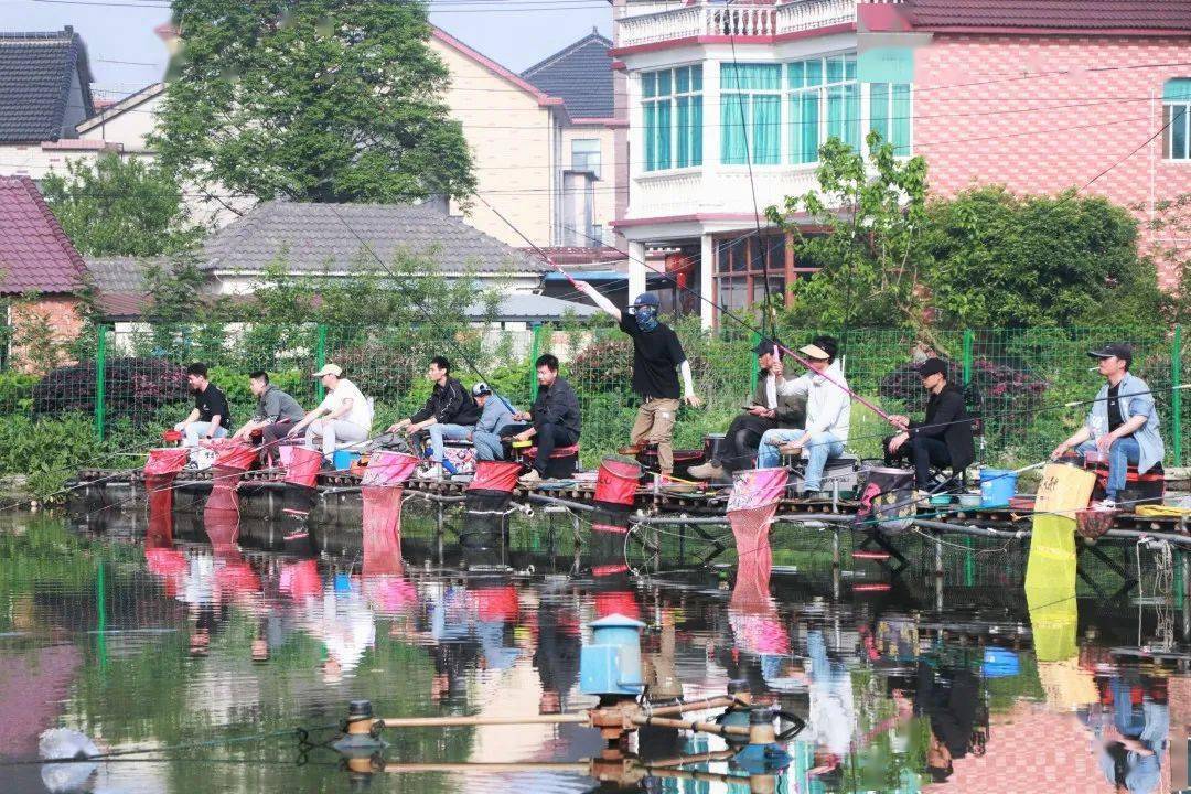 组织机构主办单位吴兴区文化和广电旅游体育局承办单位吴兴区埭溪镇