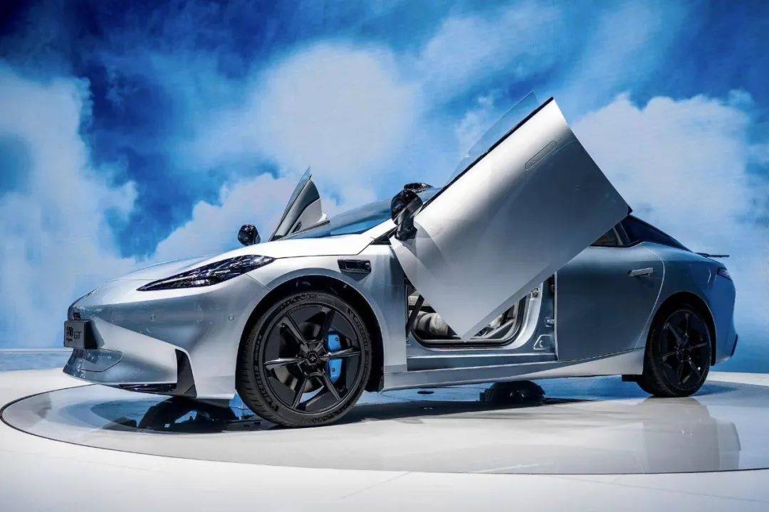 中国品牌持续进击高端新能源市场_搜狐汽车_搜狐网