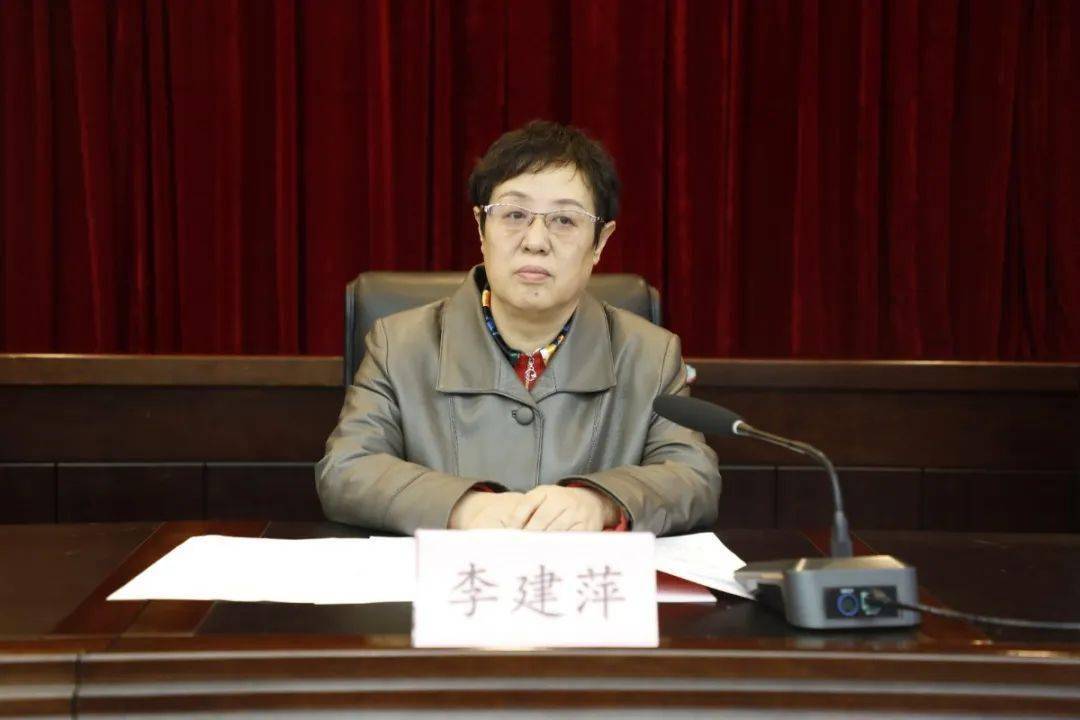 沁源县召开纪念五四运动104周年暨聚焦"四敢"精神先进青年事迹报告会