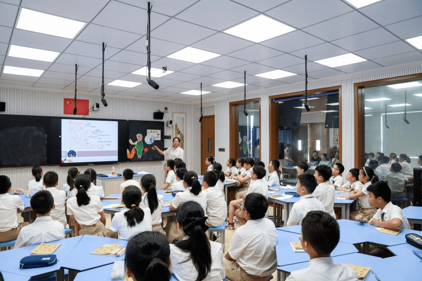 苍南县第一实验小学: 用阅读去擦亮学校的底色 | 走进年度书香校园_办