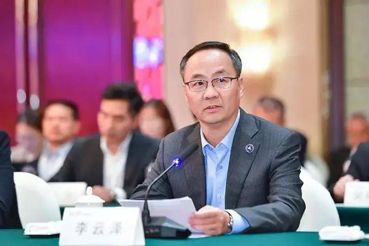 70后金融大员李云泽_改革_工作_四川省