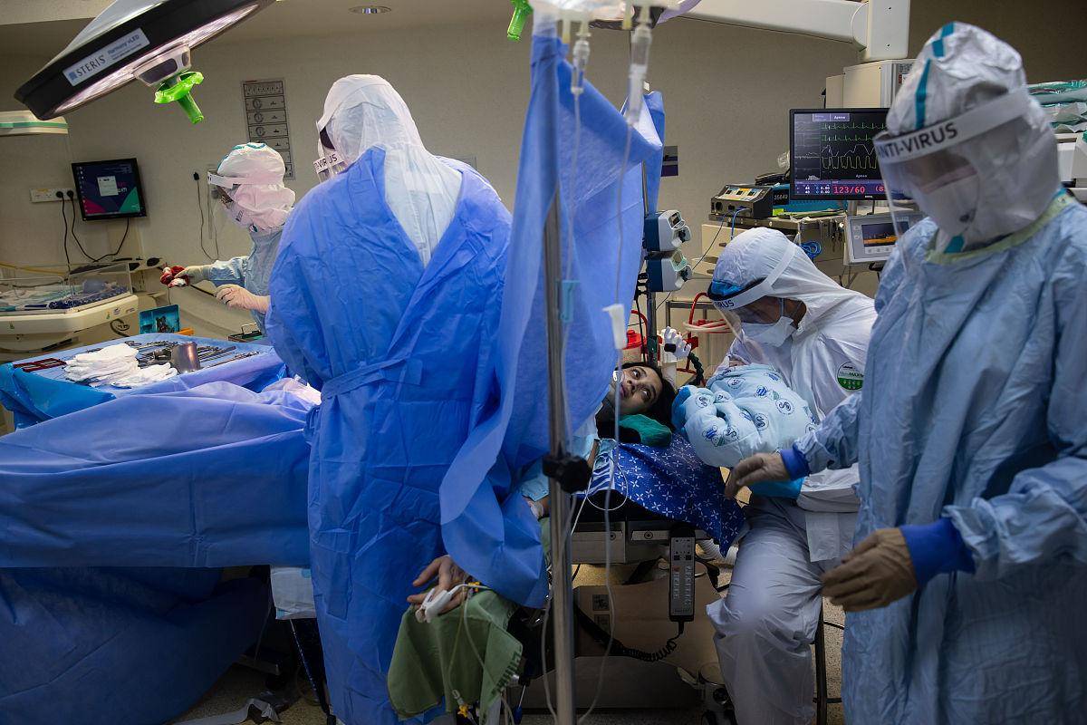 巴西一医生接生时扯断婴儿头部,陪产父亲崩溃目睹过程_权益_医疗_孕妇