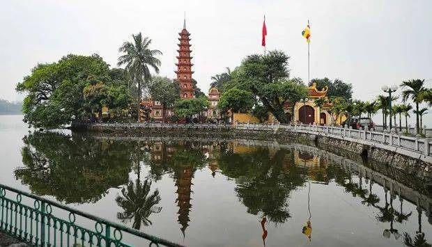 越南镇国寺图片