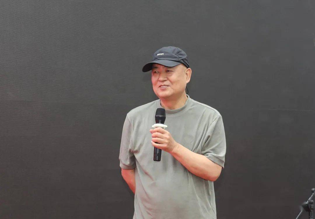 "长河追日—靳文艺山水画展"在北京隆重开幕_先生_展览_中国