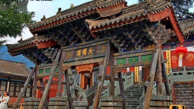 有度有礼有分寸的朝圣旅行_五台山_寺院_镇海寺