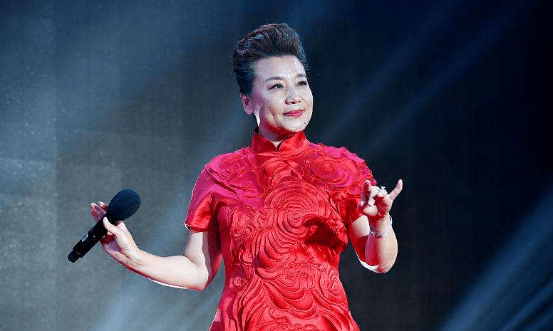 2婚2离留2子,61岁还被亿万富婆追求,主持人王为念魅力何在?