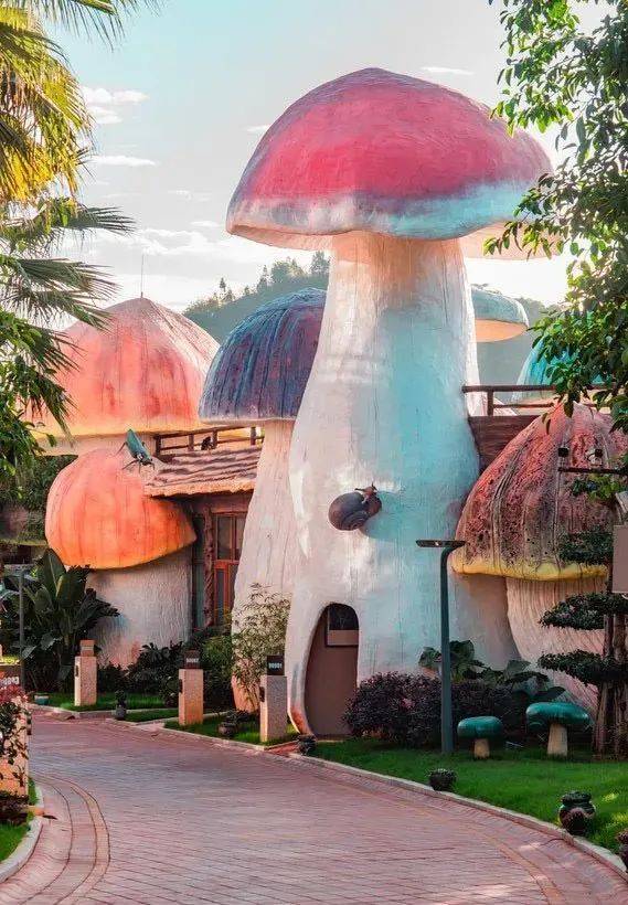 是国家aaaa级旅游景区,景区拥有樱花园,梅花园,民族文化美食园,奇香楼