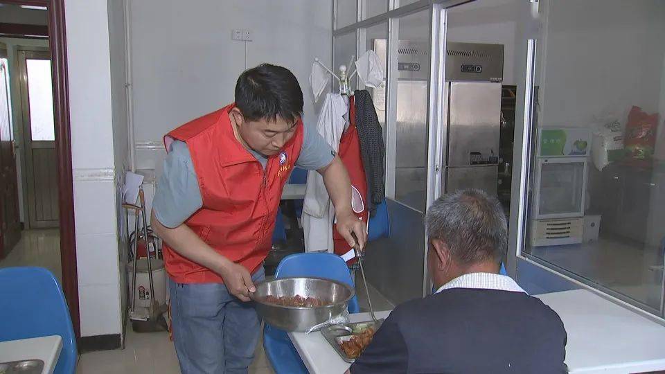 西龙虎峪镇:织密"小网格" 服务"大民生"_治理_群众_各庄村