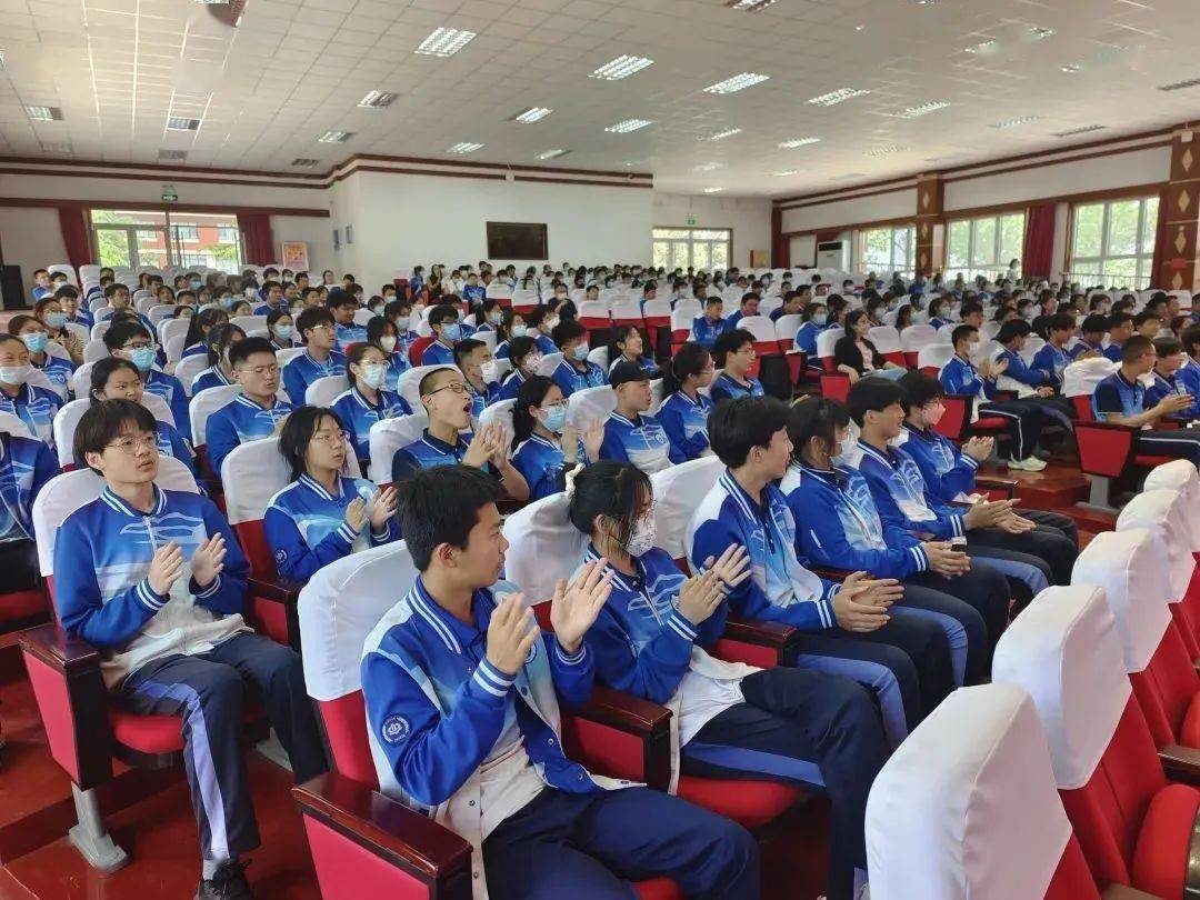 校园新闻 | 城阳十一中举办心理专家进校园活动67_中考_青岛市_讲座