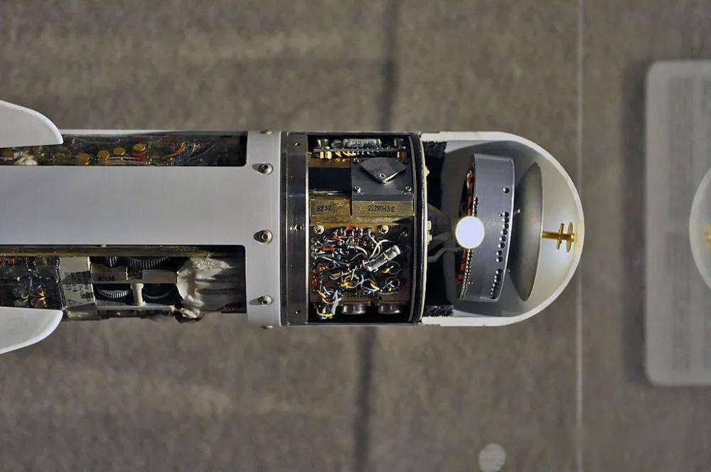 cicc科普栏目|导弹导引头图片欣赏_空空导弹_雷达_控制