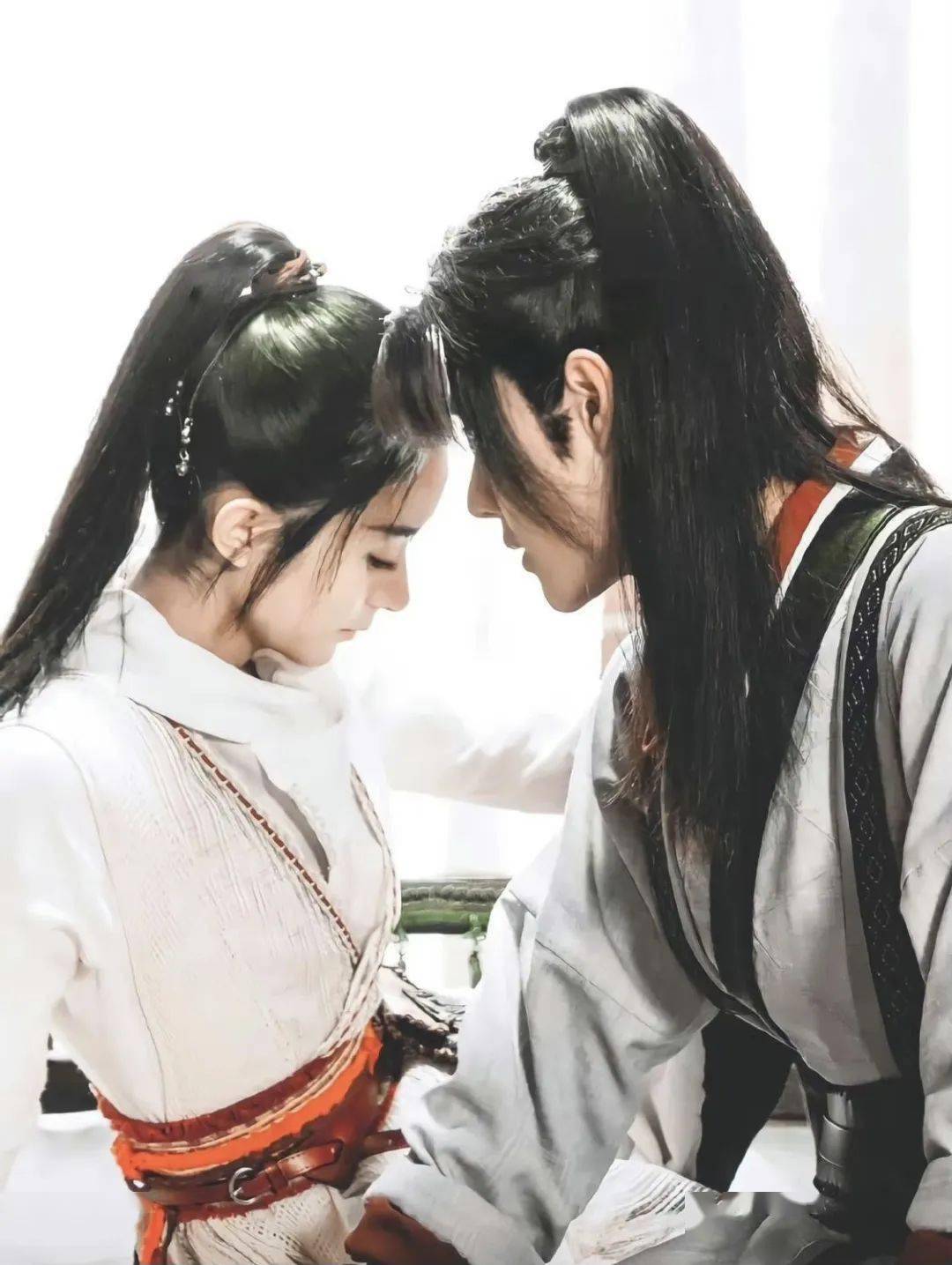 一问一答 | 赵丽颖王一博,赵露思,向佐郭碧婷,张新成李兰迪,王源,划水