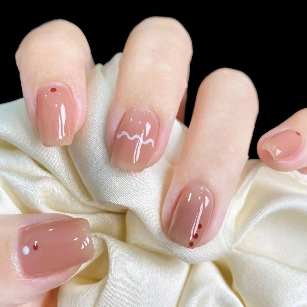 30款裸透系简约美甲,上手很仙显手嫩!_日式_专业_什么