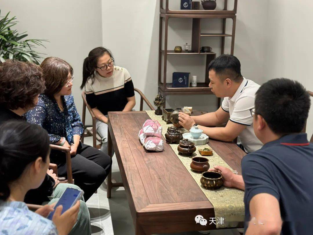 茶和天下 共享非遗——河东区举办"非遗新生活·百年老津卫"国际茶日