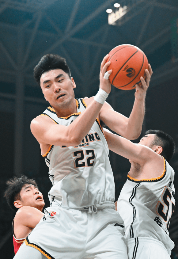 辽篮五虎将|铁血硬汉李晓旭_篮板_本赛季_外援