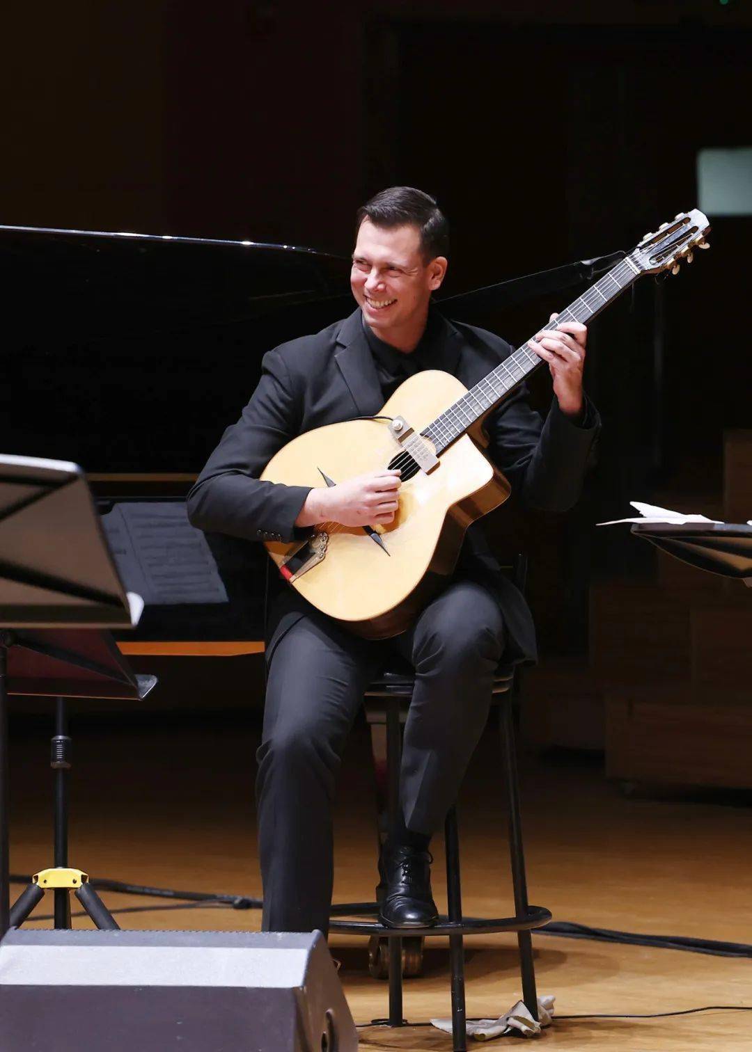 精彩回顾 | 中外爵士音乐家同台 北京音乐厅上演520浪漫之夜_音乐会