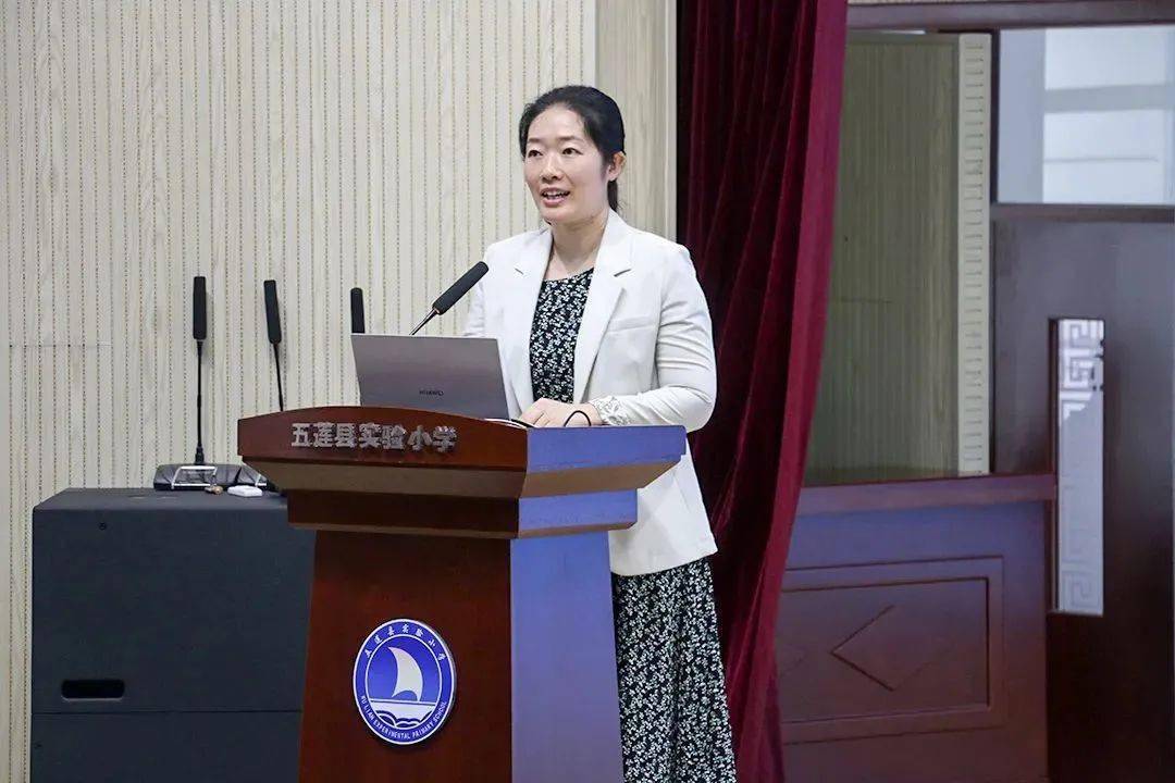 全市小学科学教科版教材大单元教学培训会议召开_教育_进行