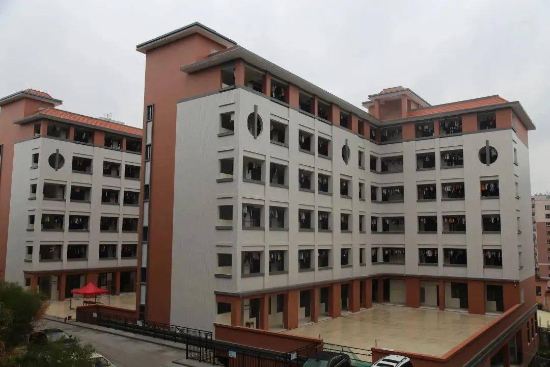 鹏峰中学初一年段班主任和任课老师(2023年秋季部分)_社团_教学_我校