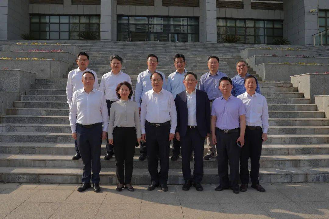 南京师范大学与盐城市人民政府签订战略合作协议_发展_我校_王成斌