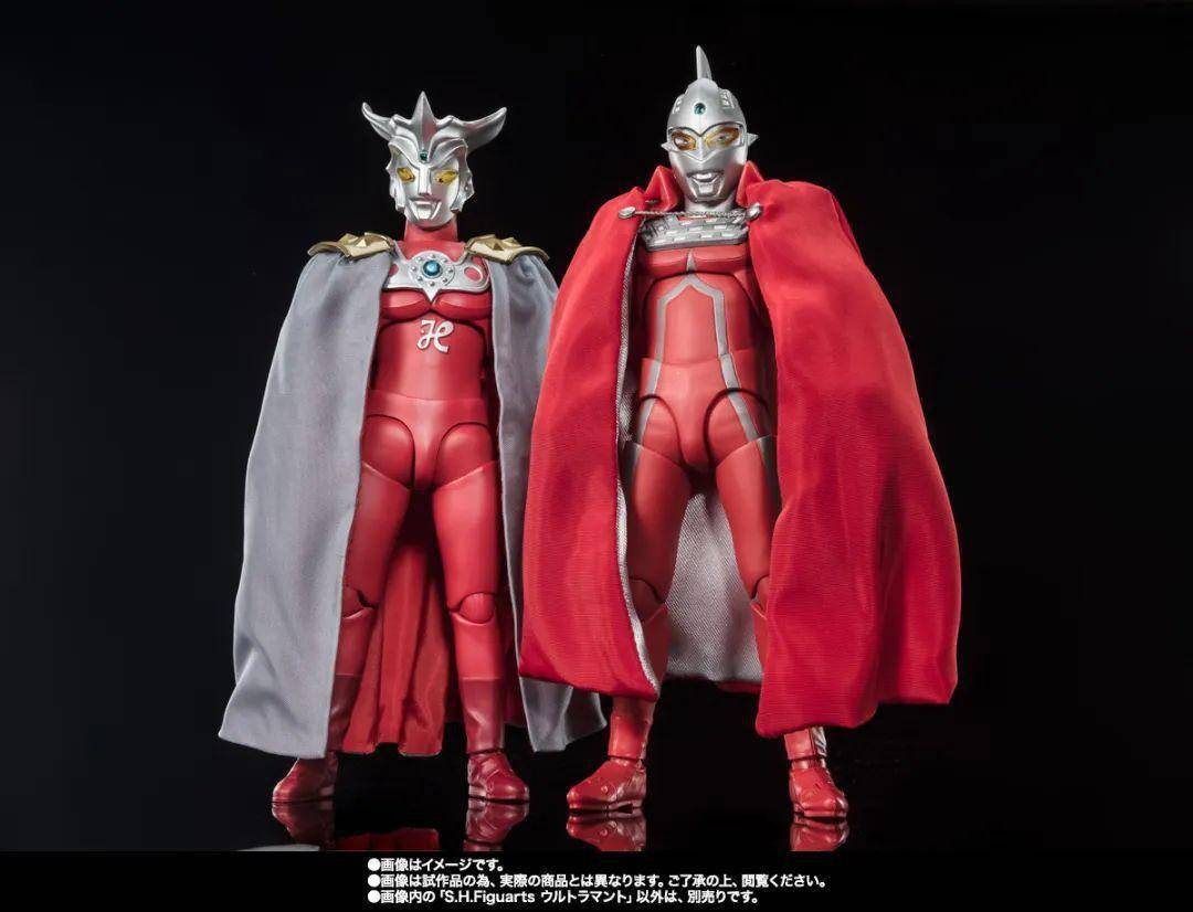 安装好披风后也可以搭配同系列的赛文进行展示这款产品采用了魂限定的