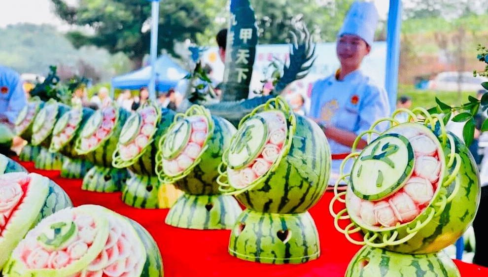 第十一届自贡沿滩九洪西瓜节6月3日正式启幕邀你瓜分甜蜜