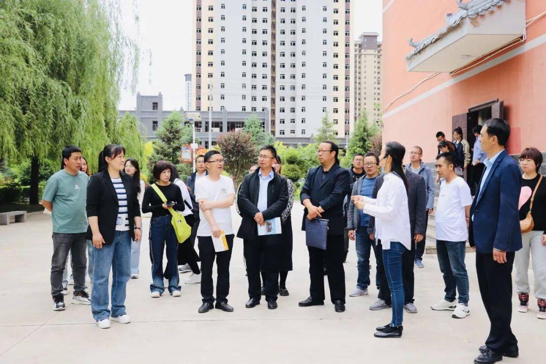 岷县城郊初级中学来椒山初级中学 观摩交流_合作_工作_领导