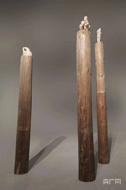 今年优秀毕业设计展览作品来自岛田文雄陶艺研究室,李迪综合绘画工作