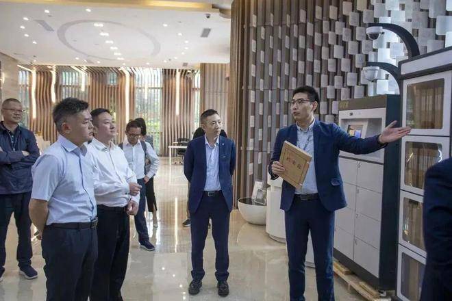 小华带队,赣州市城管局党组成员,市城市管理综合行政执法支队长刘健平