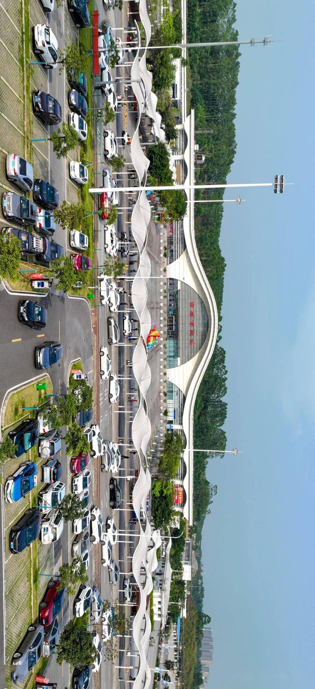 【高清航拍】镜头下的防城港 华丽蝶变展新貌_大道_北部湾_港口区