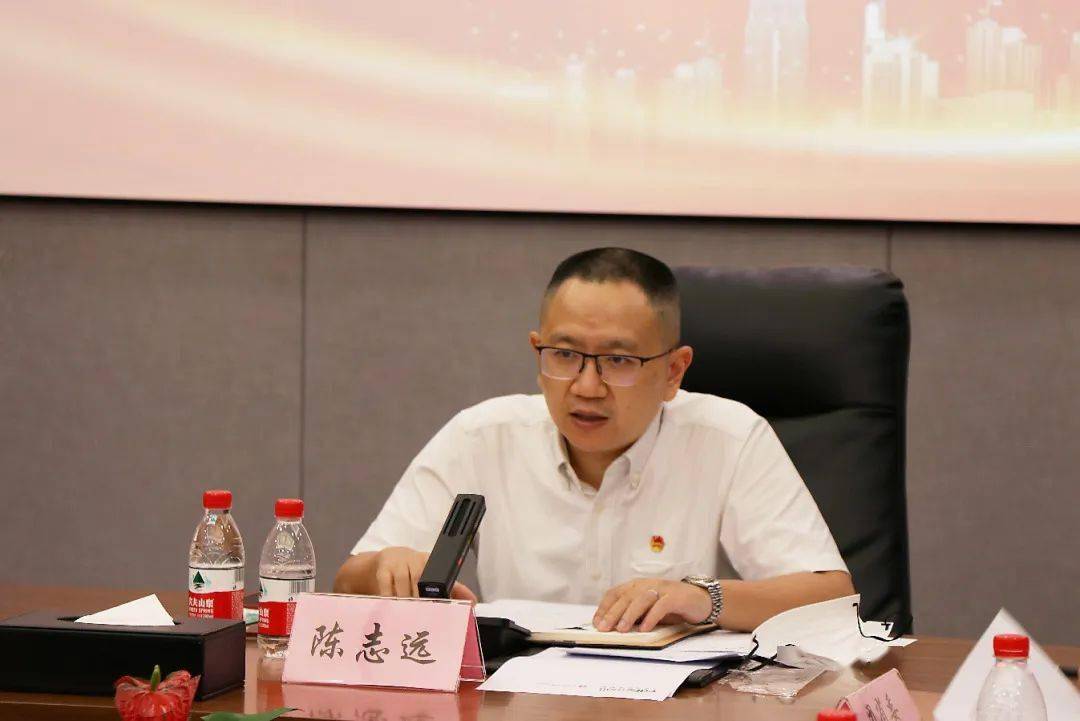 会议传达学习了海南省打击走私工作会议精神,井按照团省委 《"拒绝套