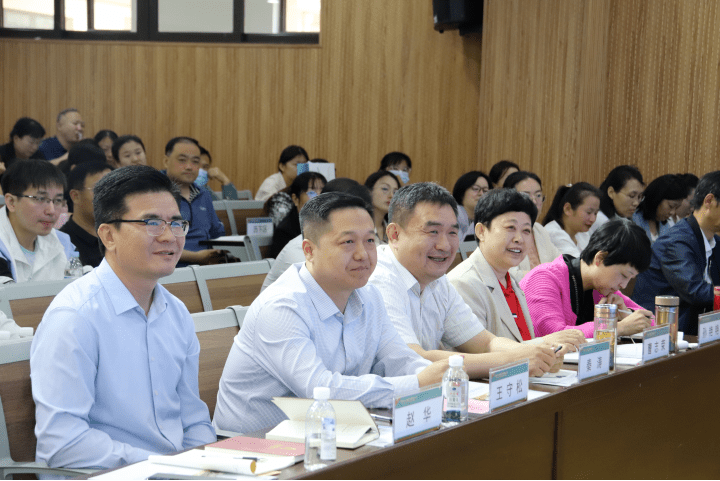 济南市首届家庭教育教研活动在我区举行_长清区_指导_家长