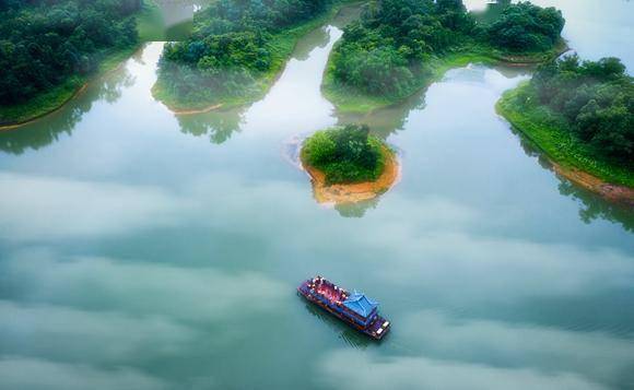 國家級旅遊度假區邁進 大足龍水湖打了個漂亮翻身仗_溫泉_項目_山水