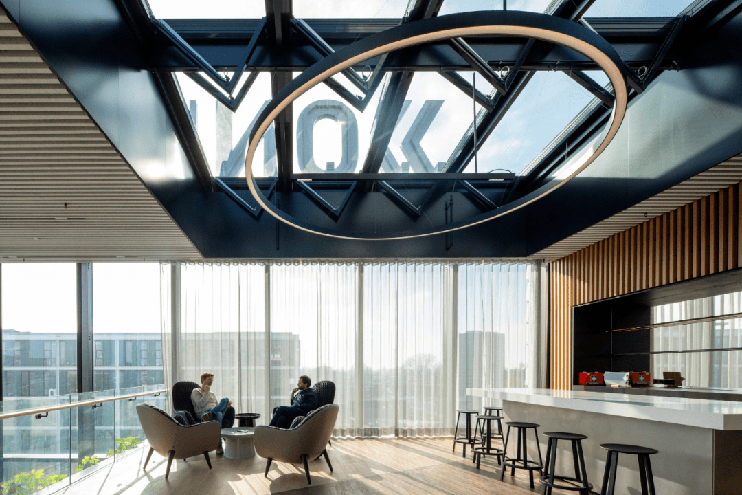 这座名为“Matrix One”的建筑几乎是100%可拆卸和可重复使用的 14 这座名为“Matrix One”的建筑几乎是100%可拆卸和可重复使用的