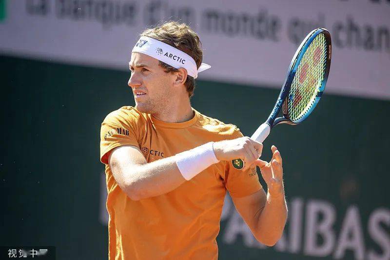 法网第3日前瞻:斯瓦泰克领衔 朱琳王欣瑜出战_红土_比赛日_vs