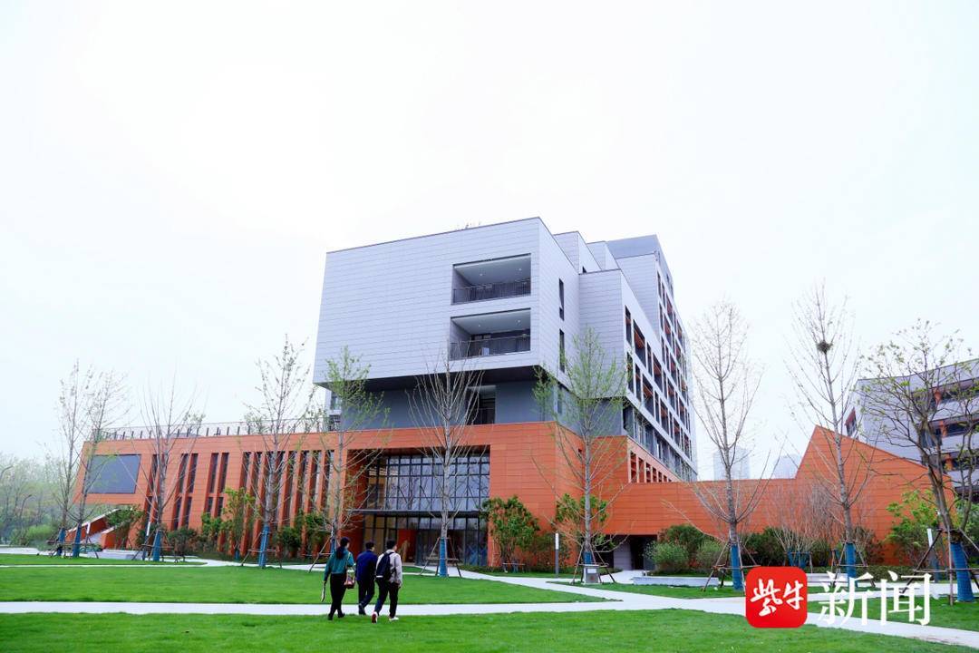 金陵中学江心洲校区_南京中学_金陵中学STEAM教育