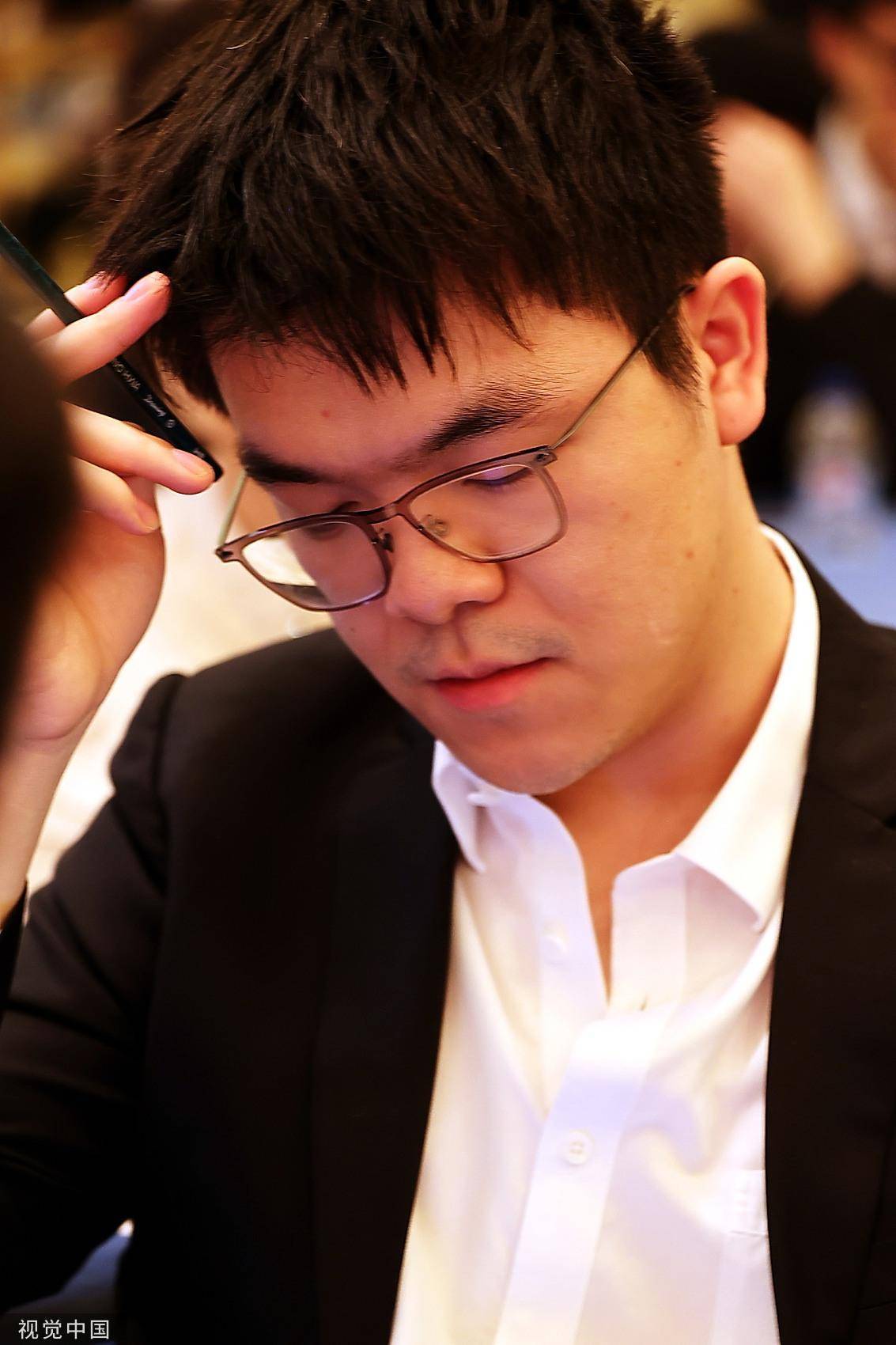 棋王战】柯洁力克申旻埈,八强战中韩选手捉对厮杀_申真谞_决赛_羊城