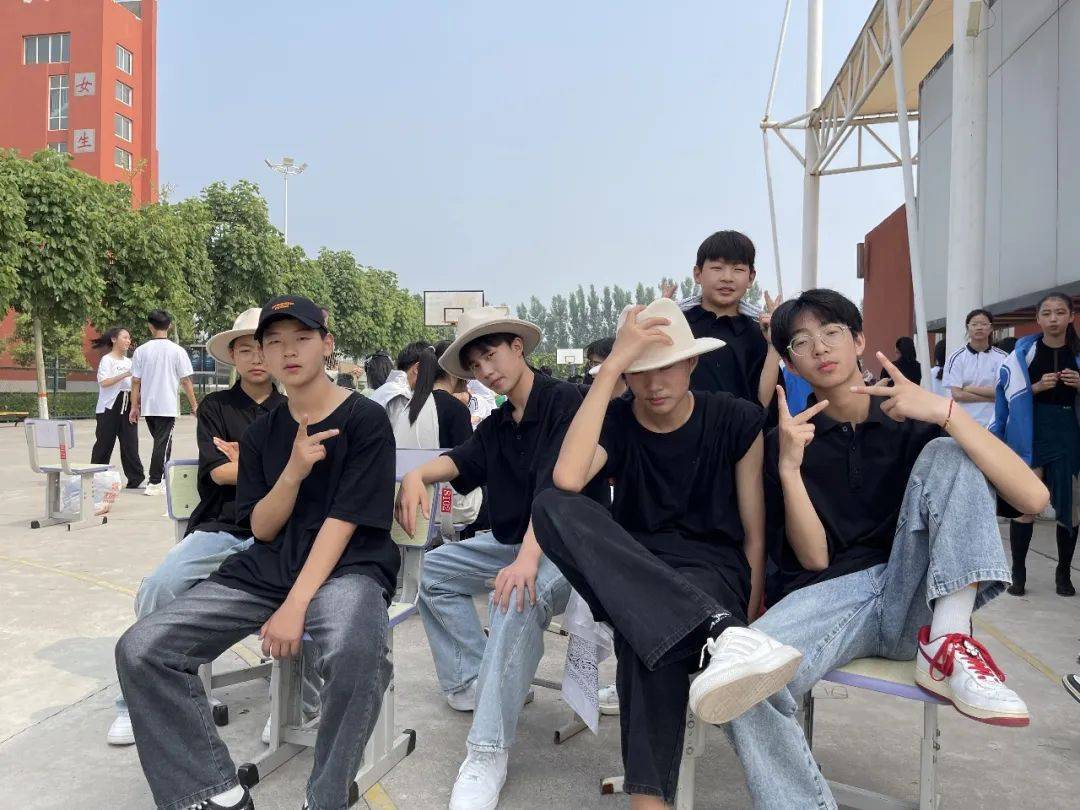 博爱县柏山中学校园艺术节,超燃!_舞蹈_歌伴舞_节目