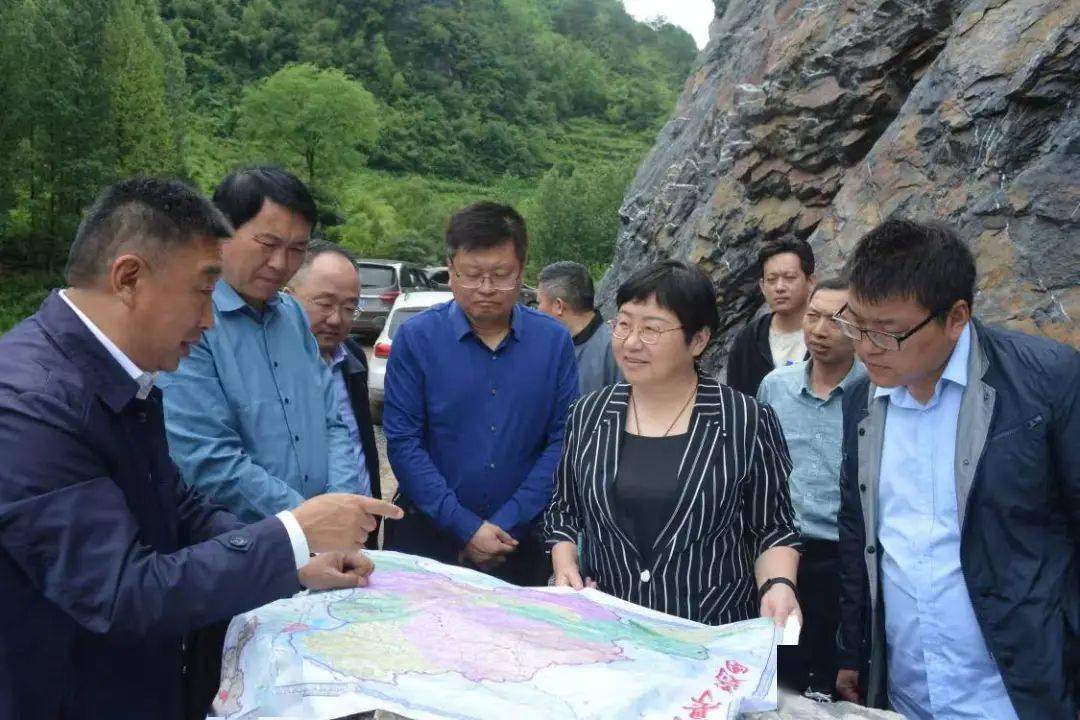 郭静参加市政协"协商在一线"活动 更好为解决民生问题凝聚共识汇聚