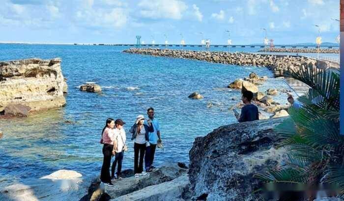 富国岛吸引大量柬埔寨游客_旅游_越南_江省