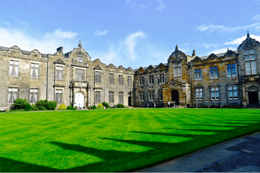 海外深造 | 走近世界名校——圣安德鲁斯大学:英国皇室首选,能打破