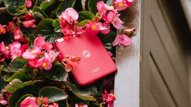 moto razr 40 ultra评测:最大外屏&最轻的竖折小手机