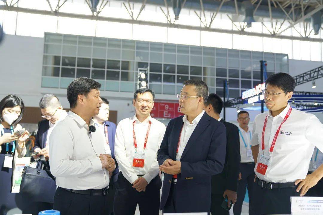 中国石化集团物资装备有限公司总经理王玉冰,中石化石油工程技术服务