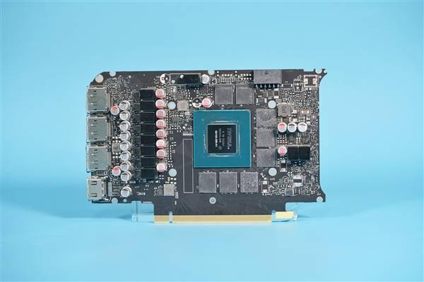 台北电脑展上倚新科技展示rtx 3070 16gb显卡,显存翻倍惊艳众人_产品