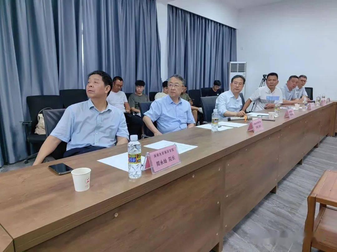 项目通过收集万宁,南沙,马来西亚等不同地理群体的东星斑和红瓜子斑成