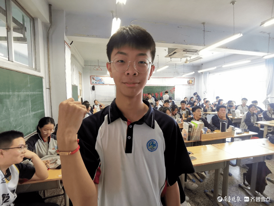 一举高"粽",幸运手链……德州一中一毕业班仪式感满满_侯志强_祝福