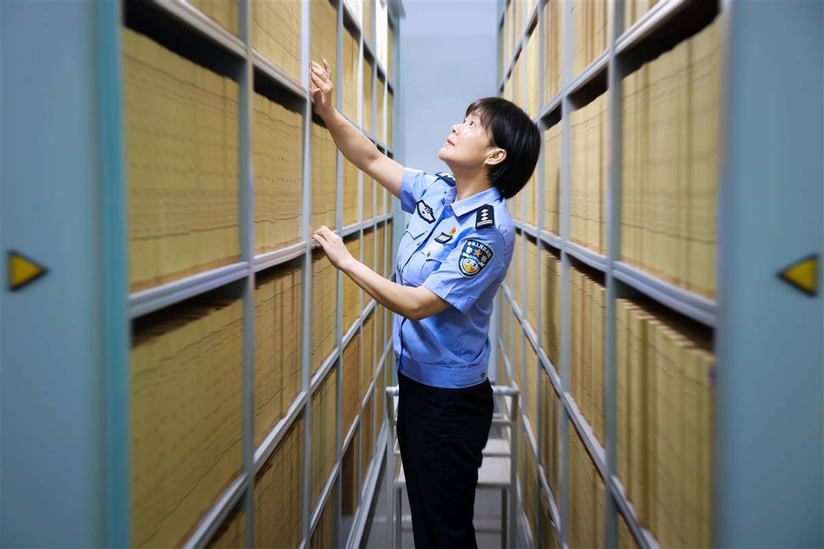 让"沉睡"的档案"复活",走近黄石公安"兰台人"_杨红燕_工作_整理