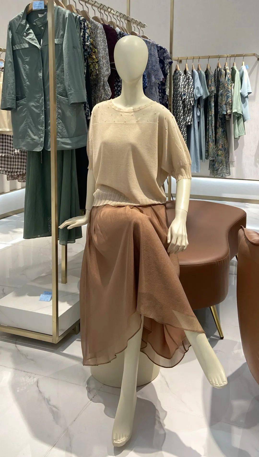 07爱之怡·大气部分满100减30元08·颐馨·中式部分满100减40元09