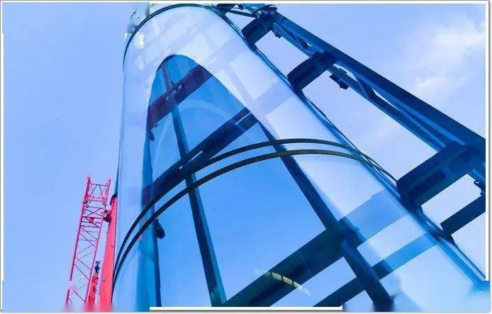 北玻玻璃优异的品质和工艺,不但能创造了一个引人入胜,具有戏剧性和