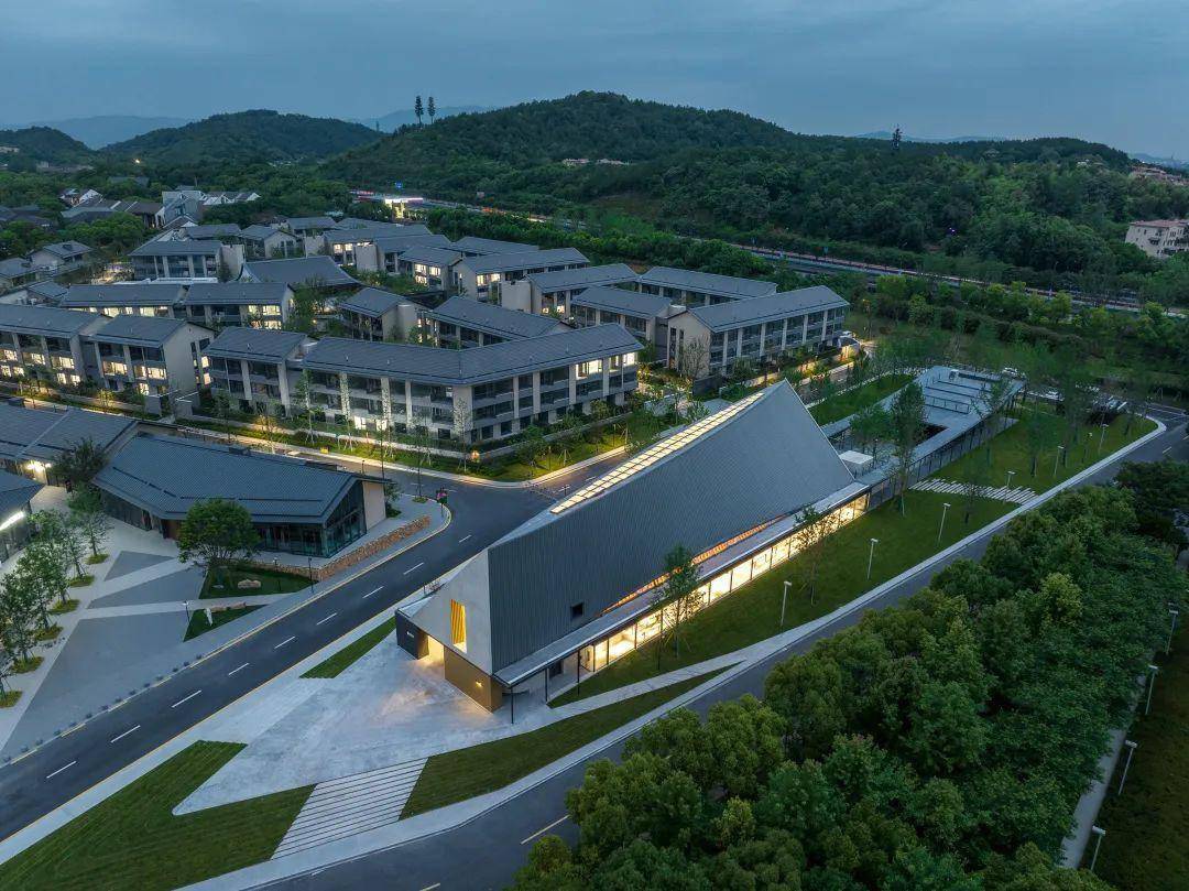 大谷仓:重塑一个现代的精神粮仓_建筑_良渚文化村_空间